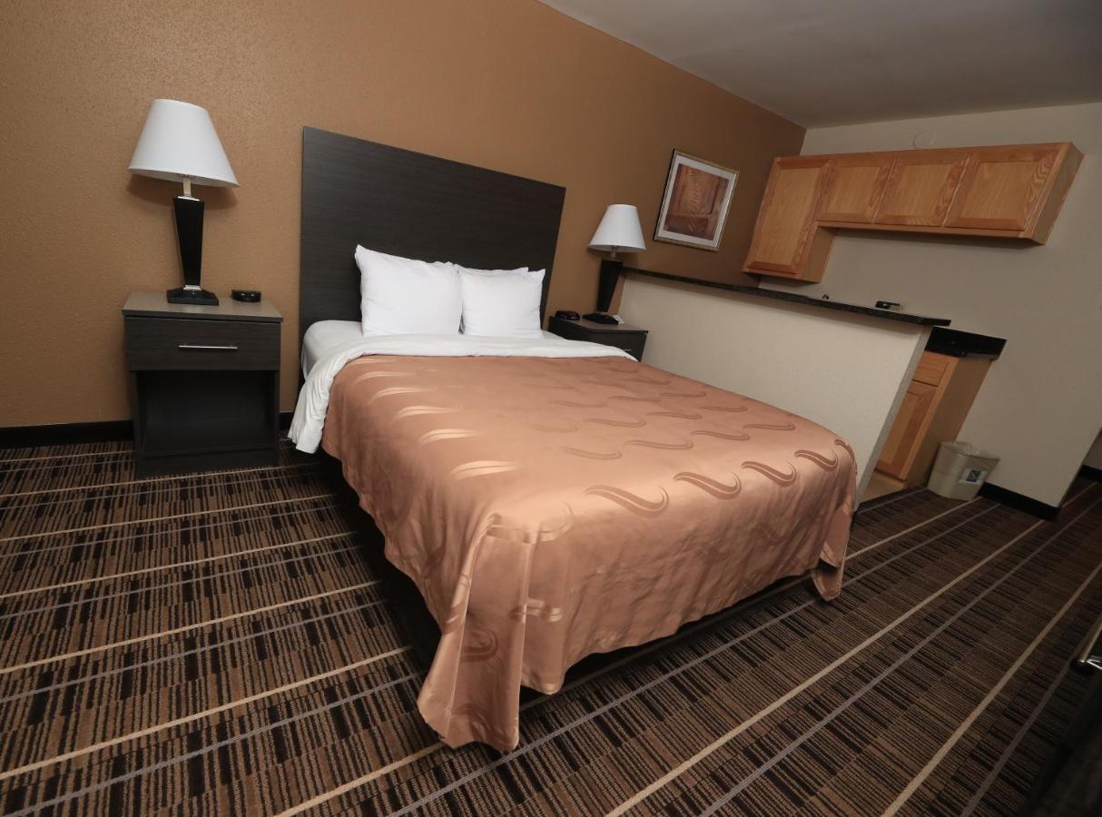 Quality Inn Dfw Airport North - Irving Esterno foto
