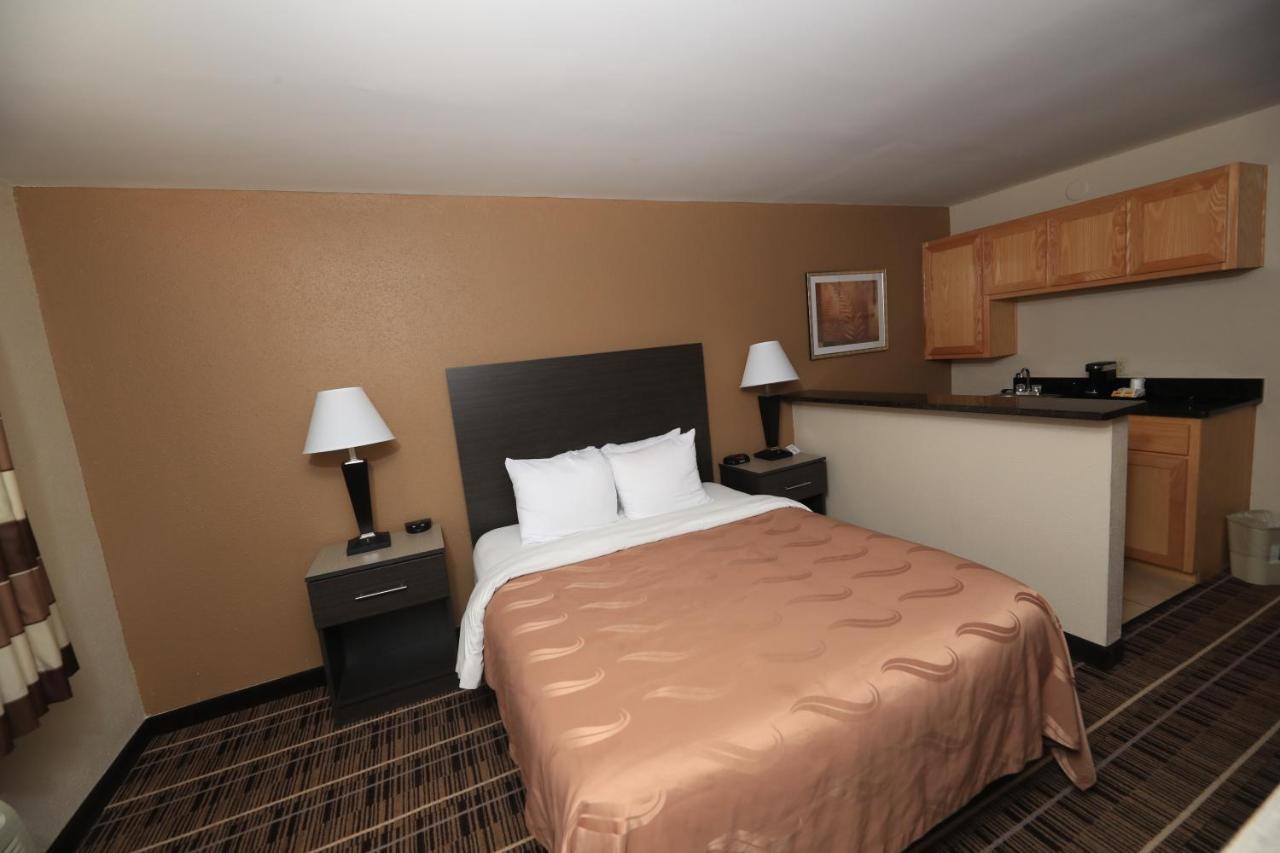 Quality Inn Dfw Airport North - Irving Esterno foto