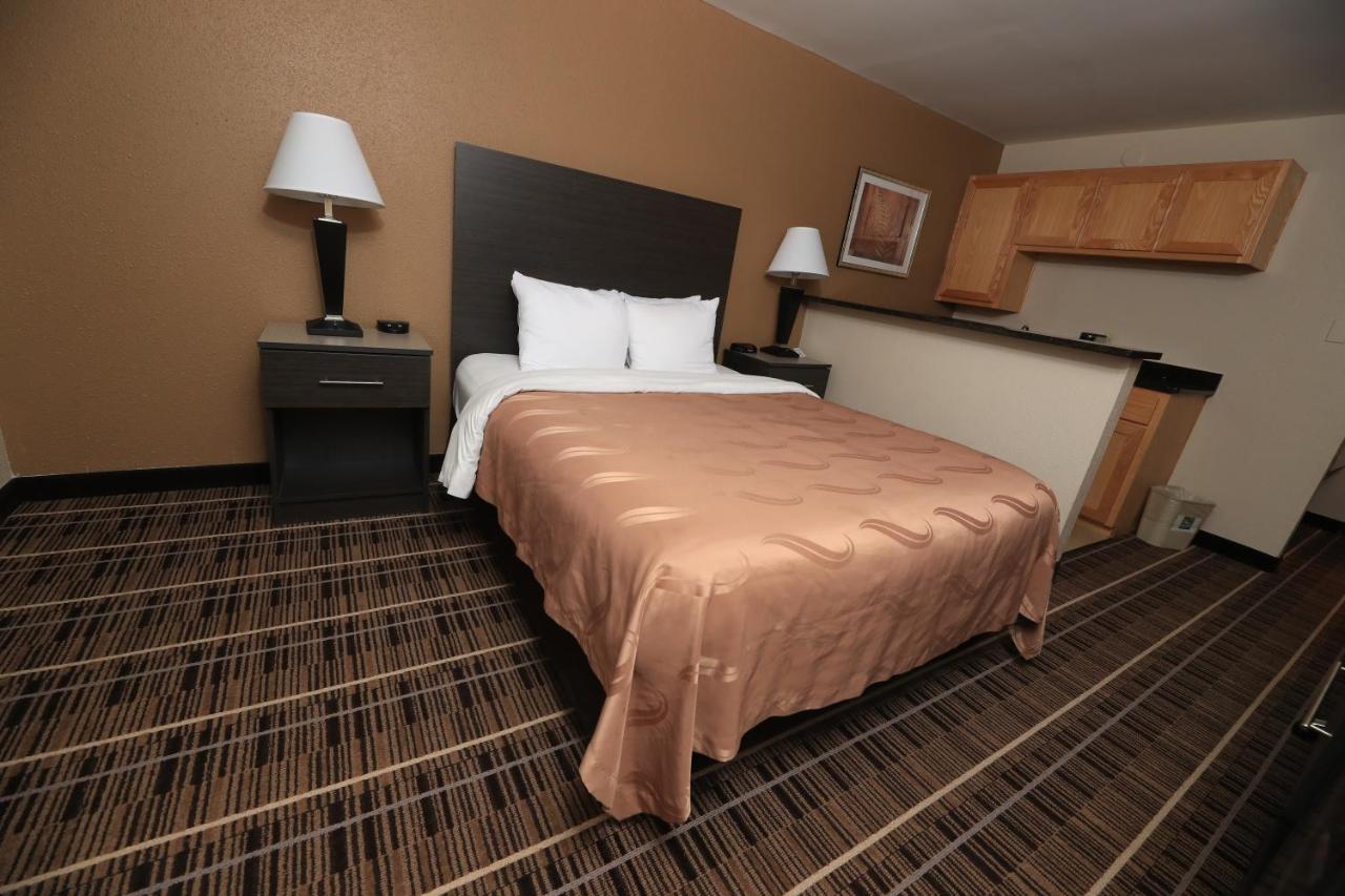 Quality Inn Dfw Airport North - Irving Esterno foto
